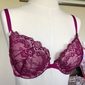EUC Betsey Johnson wine lace underwire bra 34D